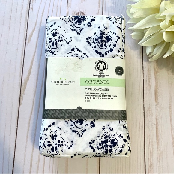 Threshold Other - Threshold Navy White Pillowcase Set | KING